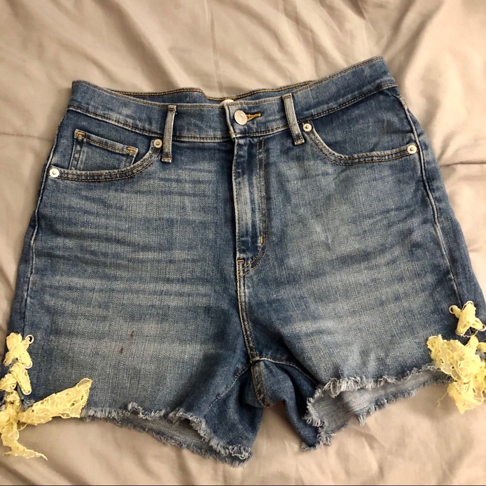 Levi’s Mile High Waisted Shorts